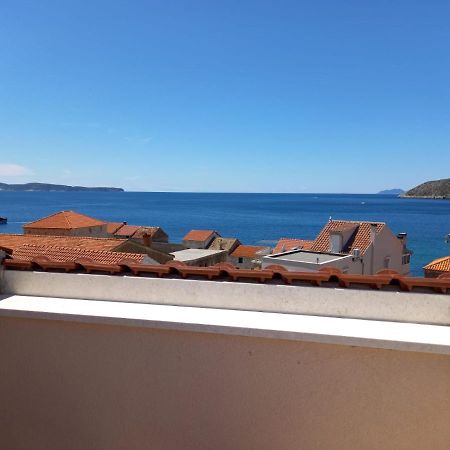 Seaview Suites Ondina Komiža Extérieur photo