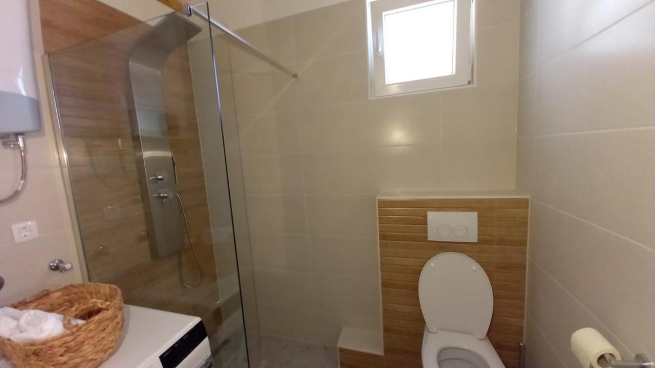 Seaview Suites Ondina Komiža Extérieur photo
