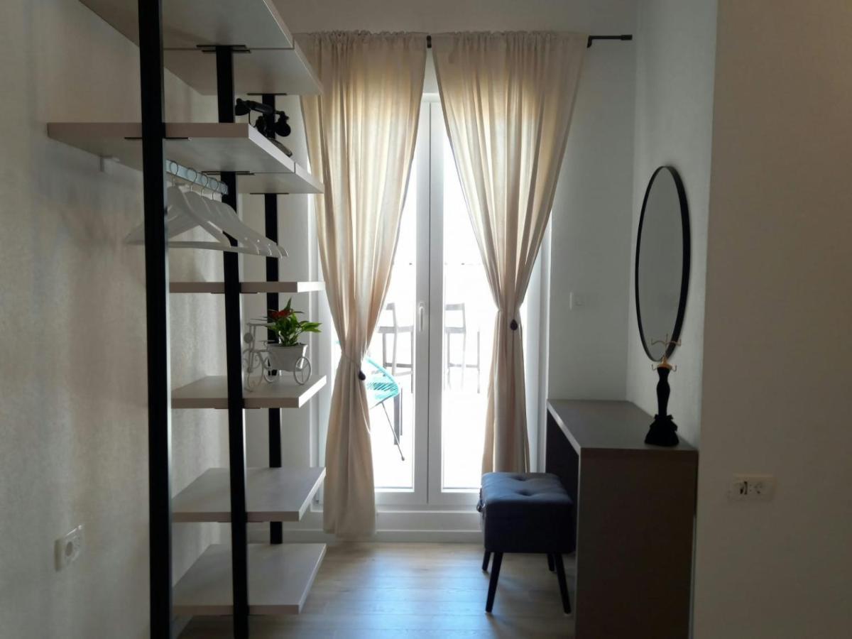 Seaview Suites Ondina Komiža Extérieur photo
