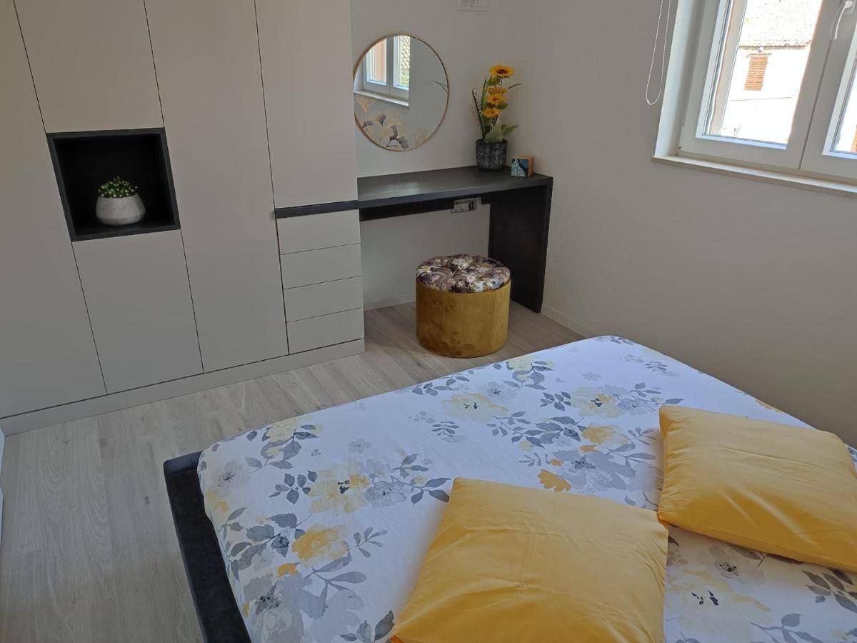 Seaview Suites Ondina Komiža Extérieur photo