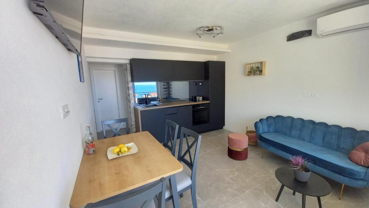 Seaview Suites Ondina Komiža Extérieur photo