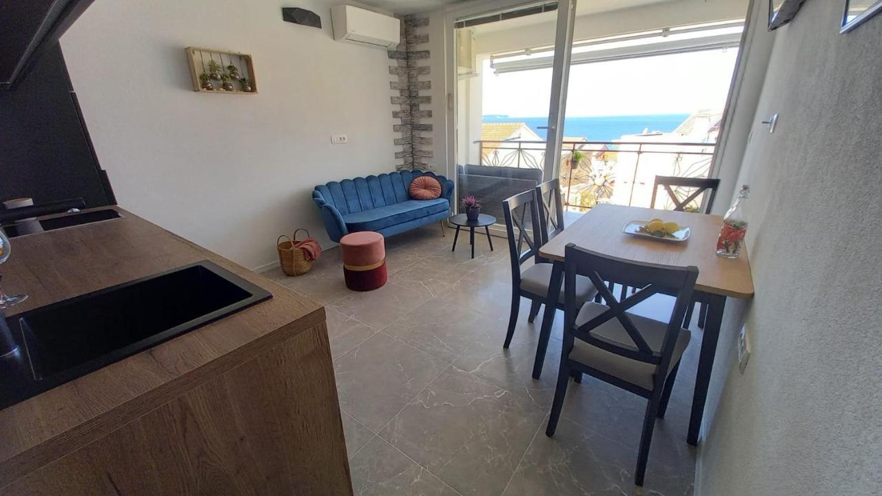 Seaview Suites Ondina Komiža Extérieur photo